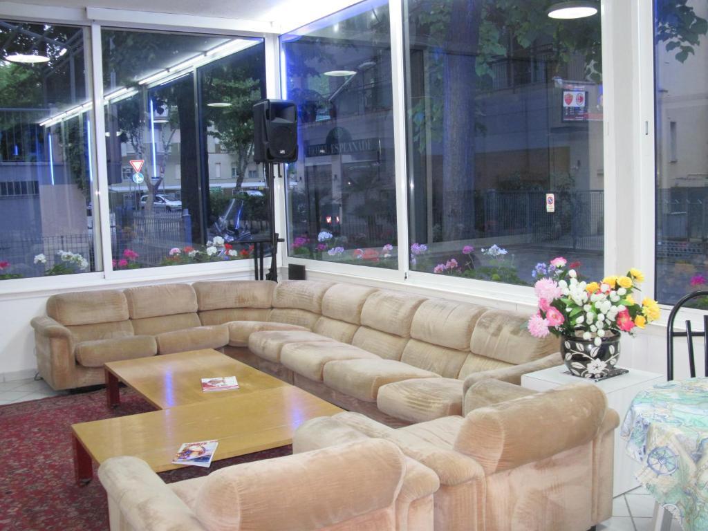 Hotel Tv 里米尼 外观 照片